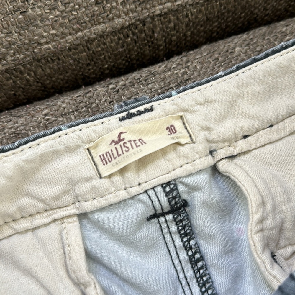 Hollister Men’s Nautical Flag Gray Jean Shorts 30 Waist - Picture 3 of 4